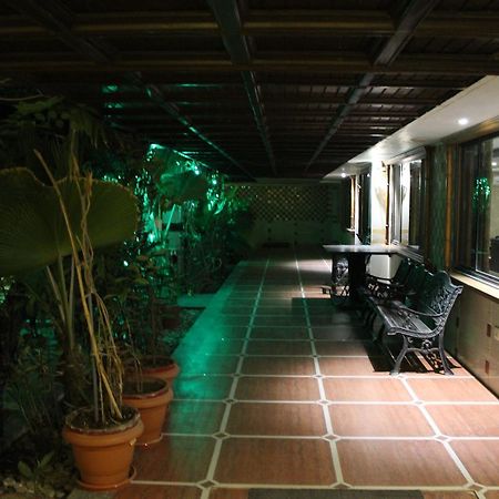 Hotel Orange Inn Sarkhej المظهر الخارجي الصورة