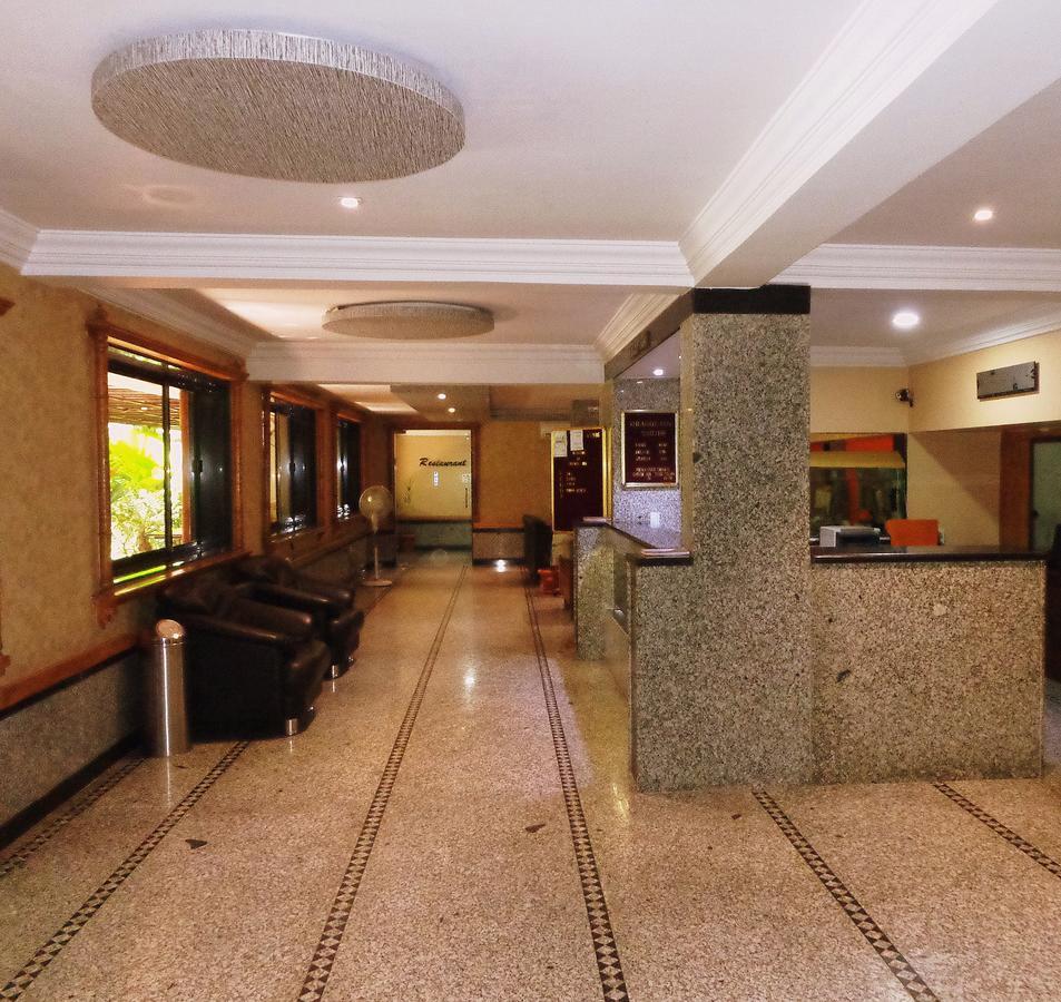 Hotel Orange Inn Sarkhej المظهر الخارجي الصورة